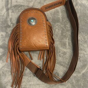 Montana West Mariposa Concho Sling